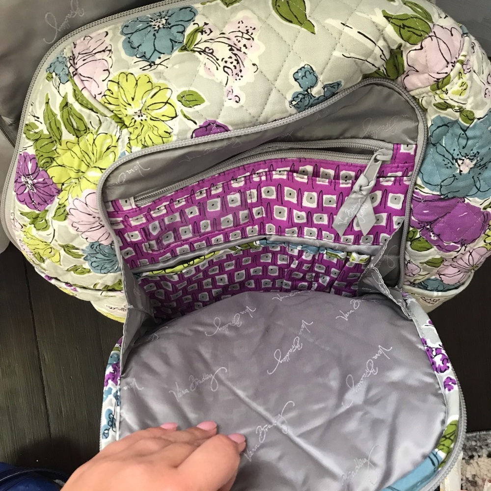 Vera Bradley back pack - Picture 3 of 4